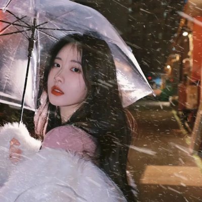 深红之名 封面